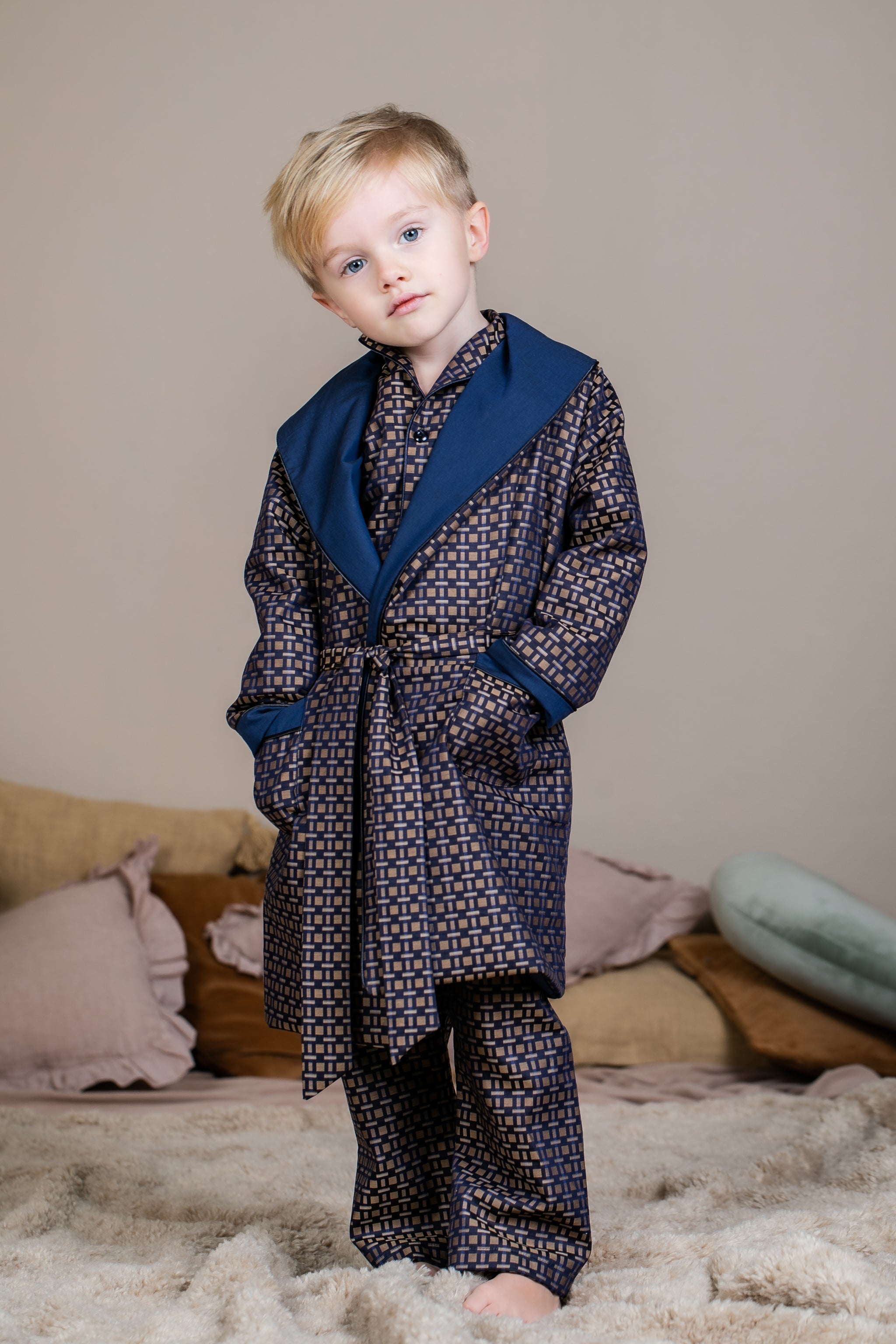 Shops very boys dressing gown